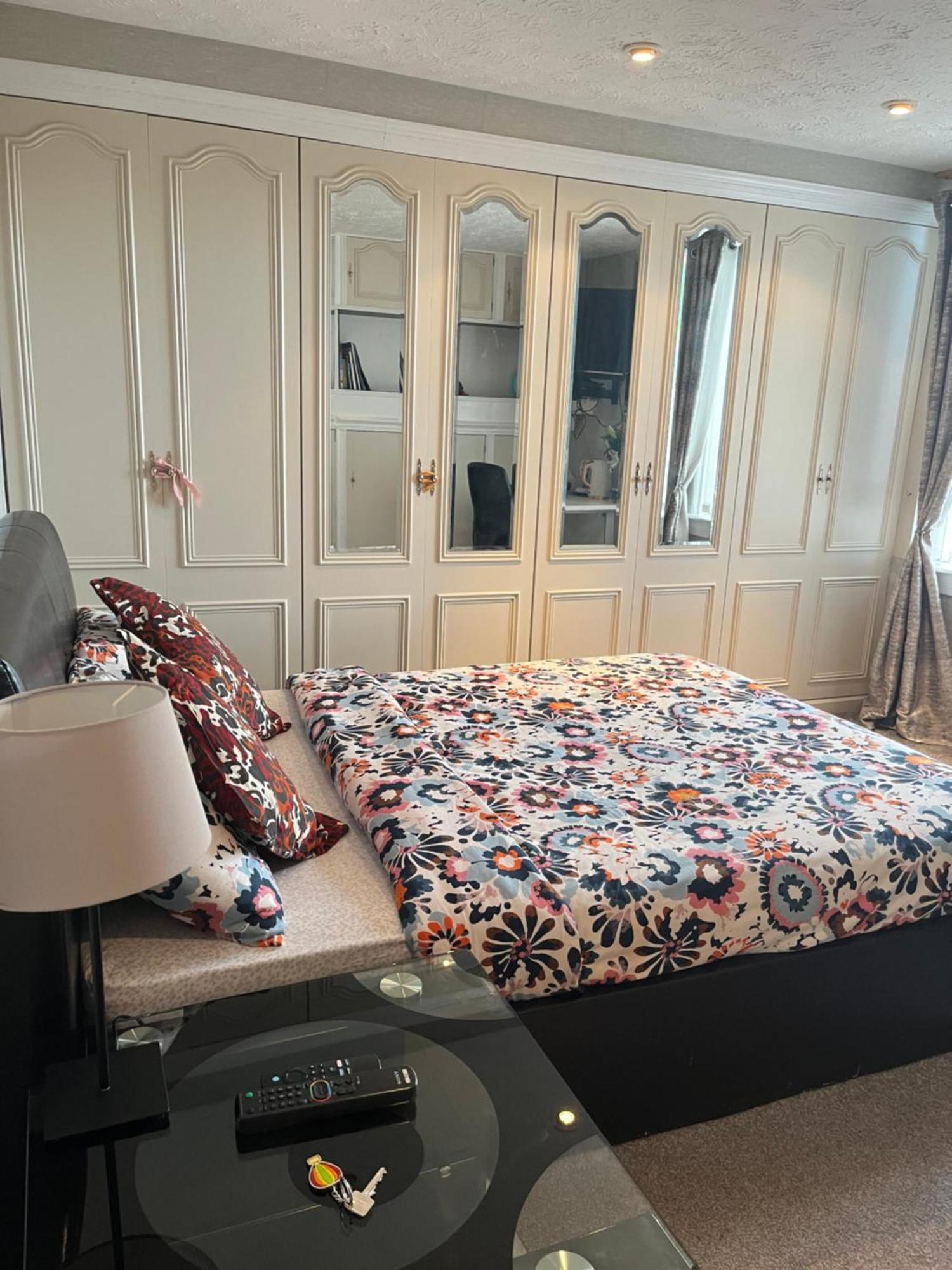 Room In A Home Edimburgo Esterno foto